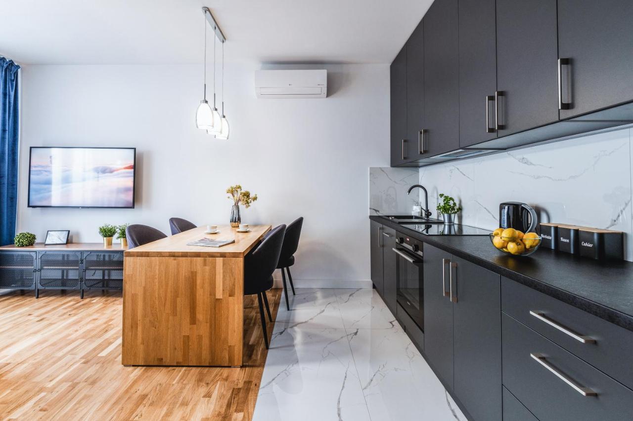Emihouse Skyline Apartment